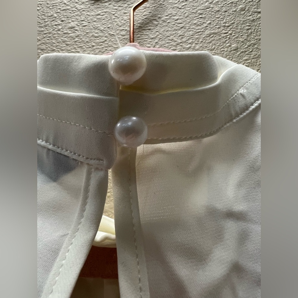 Allegra K - New without Tags Small Classic White Blouse - Picture 3 of 7